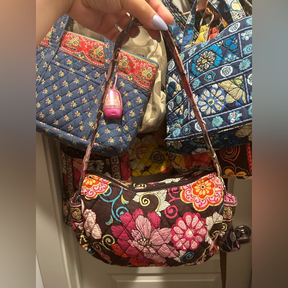 Vera Bradley- Mod Floral Pink- Maggie shoulder bag